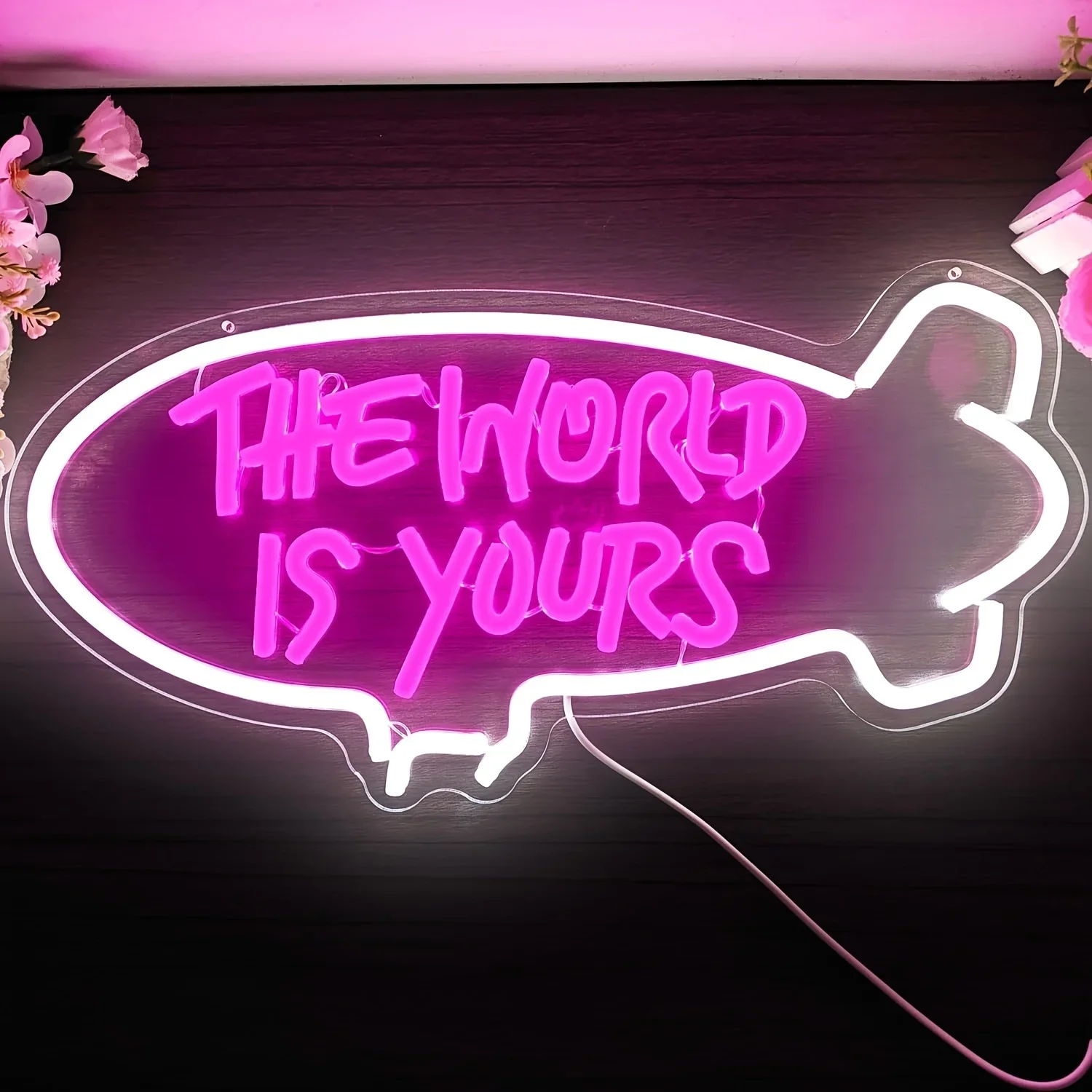 Lighting World Decor - ป้ายไฟนีออน The World Is Yours Blimp