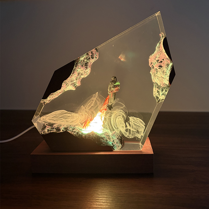 โคมไฟตั้งโต๊ะเรซิ่นรูปทรงอนิเม - Lighting Decor For Wedding บทวิจารณ์และราคา
